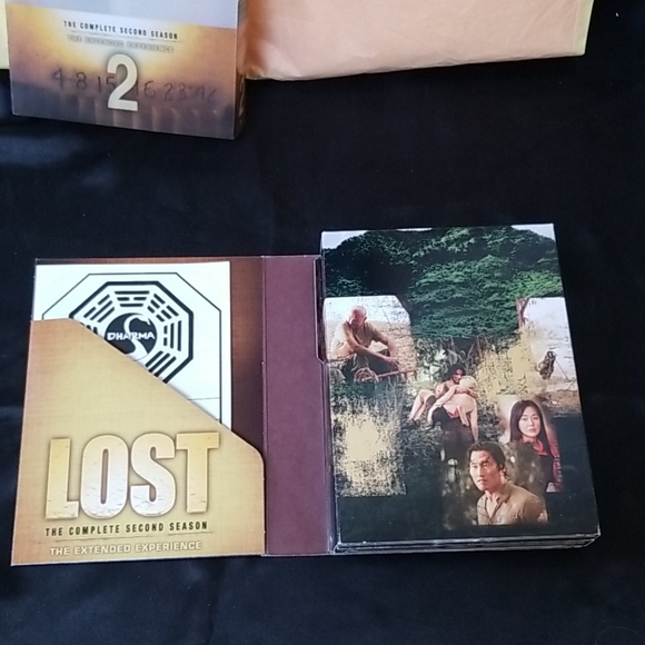 🎟"LOST" SEASONS 1 & 2 DVD BOXED SETS - Picture 6 of 6